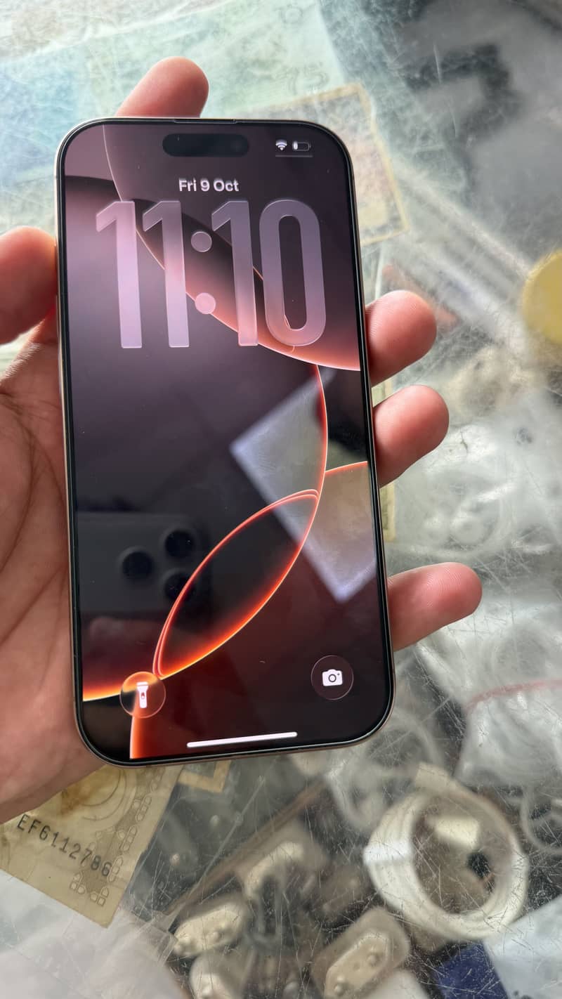 Apple iPhone 16 Pro 2