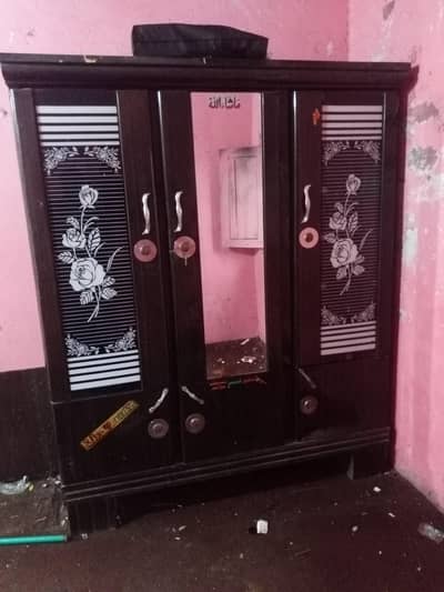Steele cabinet 6 door