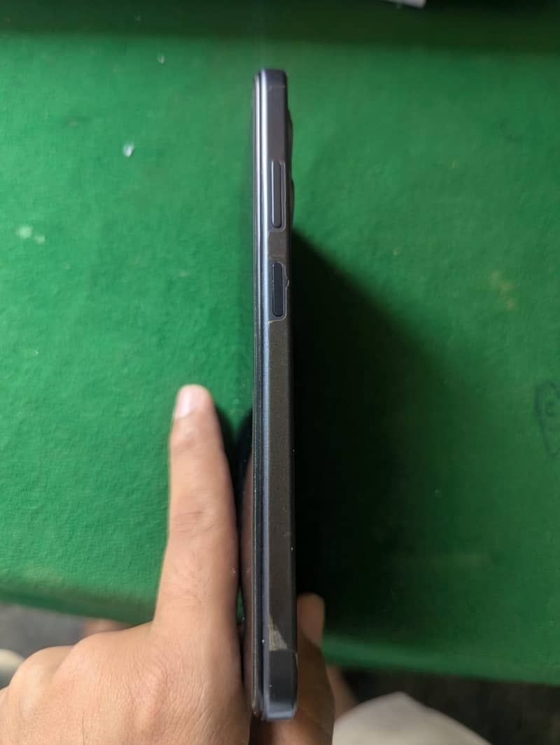 Infinix Smart 9 8