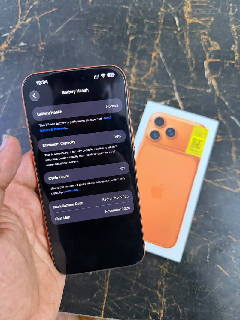 Apple iPhone 17 Pro Max 1
