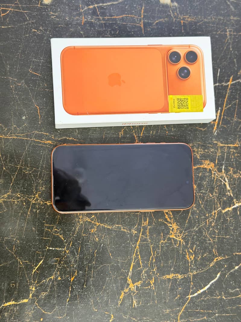 Apple iPhone 17 Pro Max 2