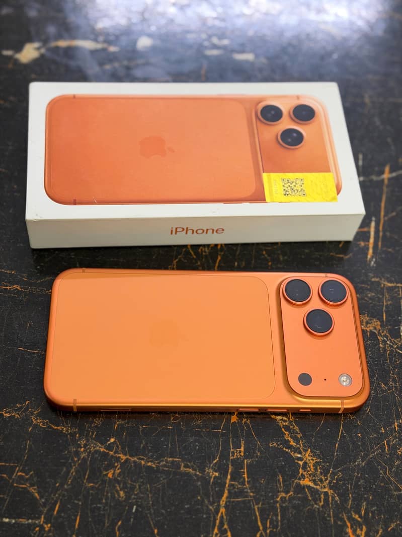 Apple iPhone 17 Pro Max 4