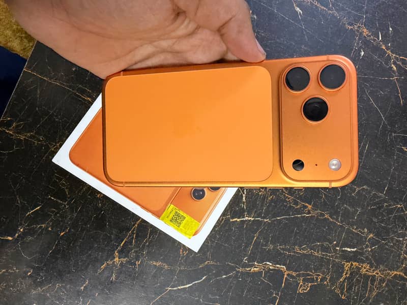 Apple iPhone 17 Pro Max 7