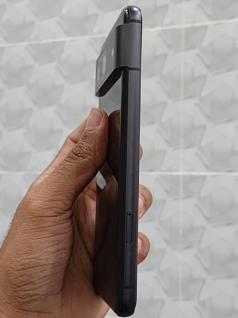 Google Pixel 8 2