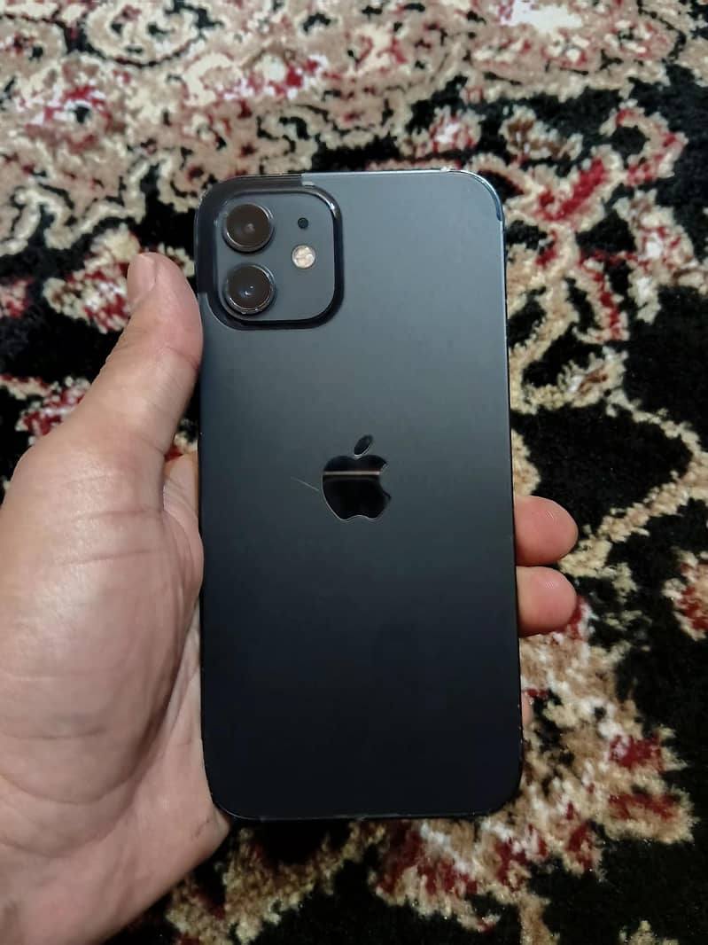 Apple iPhone 12 2