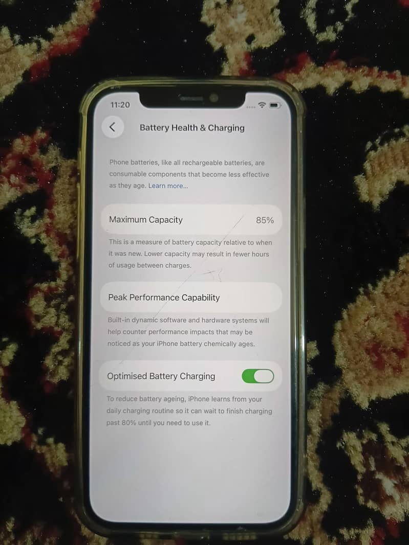 Apple iPhone 12 4