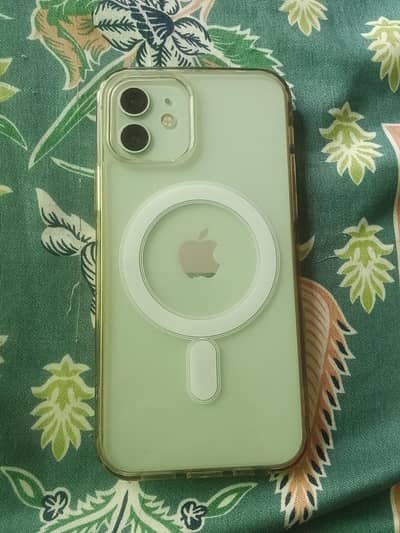 Apple iPhone 12