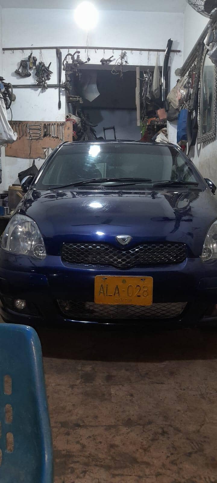 vitz 2002 reg 2004 9