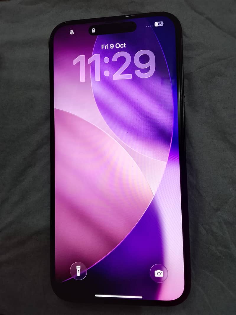 Apple iPhone 15 Pro Max 2