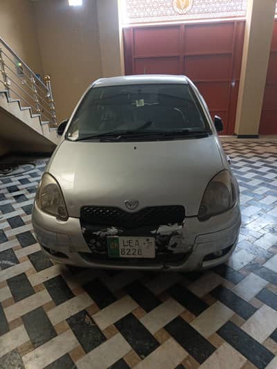Toyota Vitz 2004