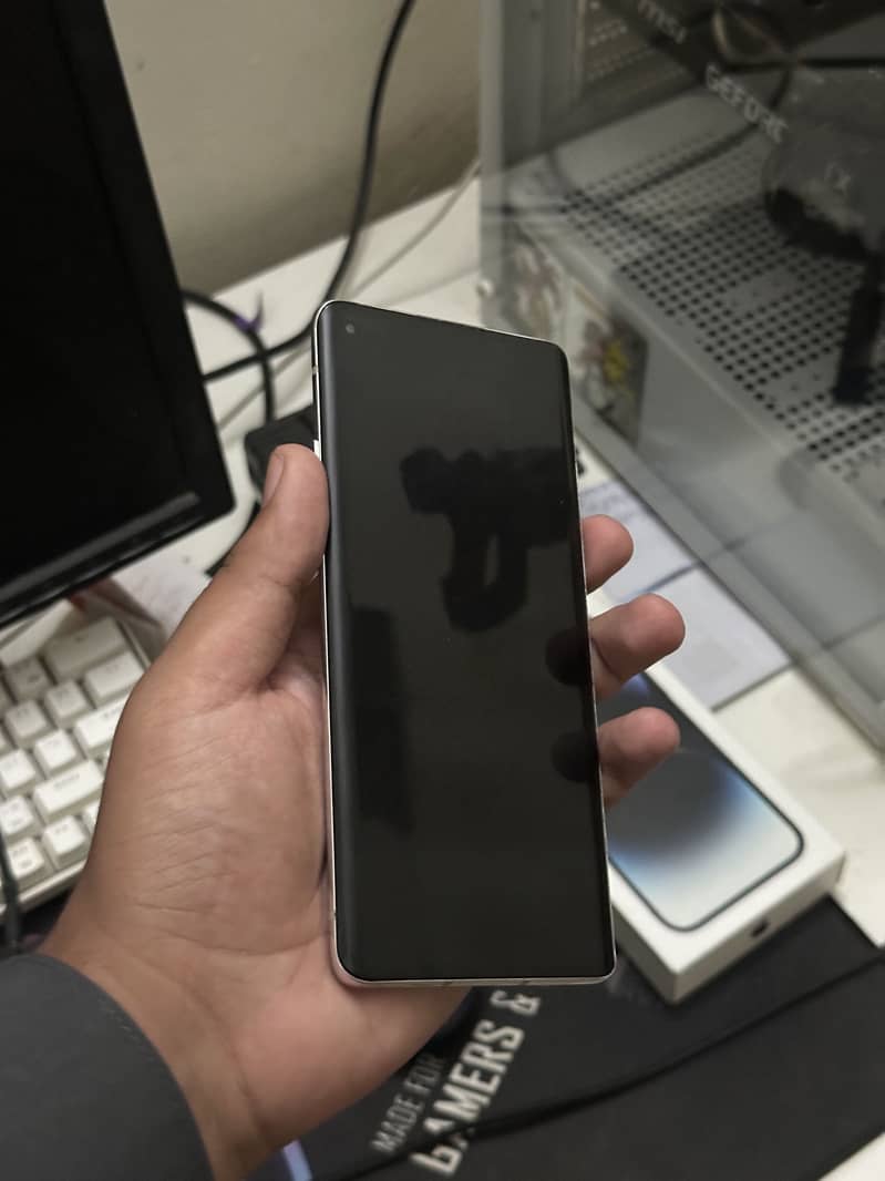 One Plus 8 5g 7
