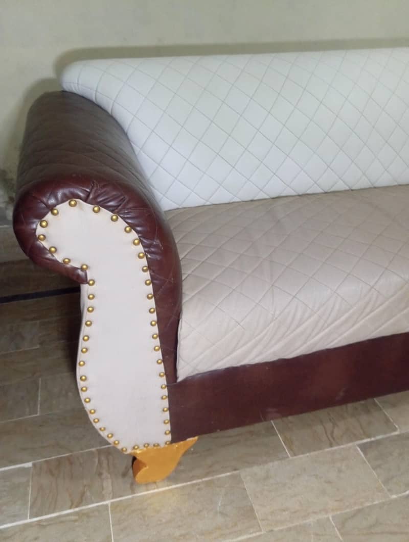 2 seater sofa 1