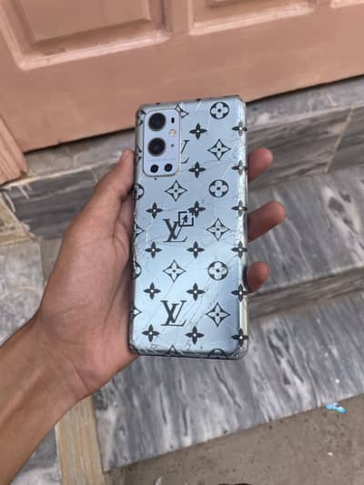 One Plus 9 Pro 8/256