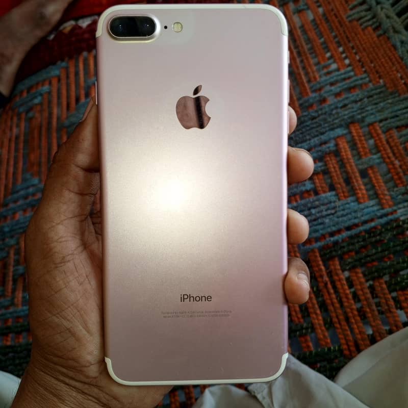 Apple iPhone 7 Plus 7