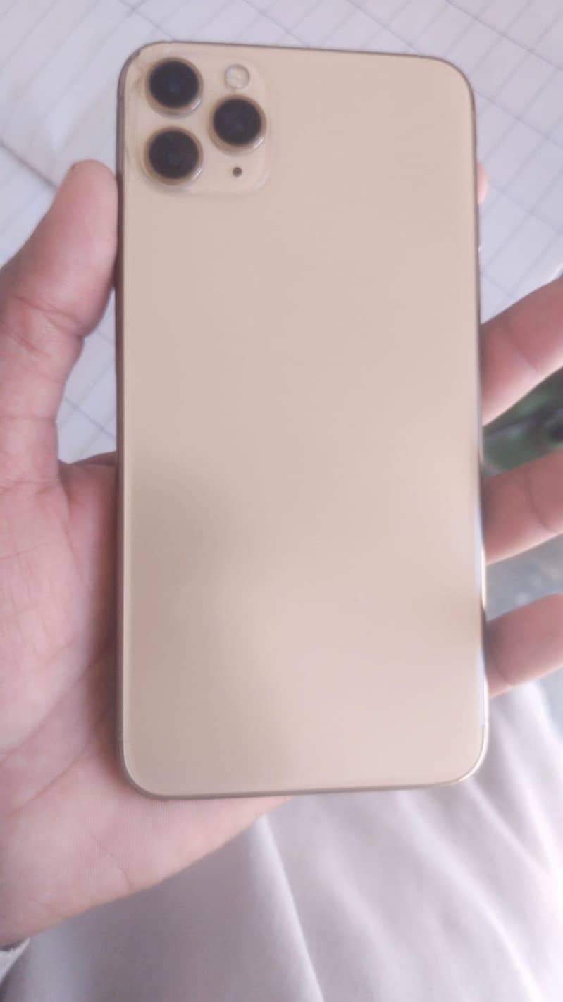 Apple iPhone 11 Pro Max 1