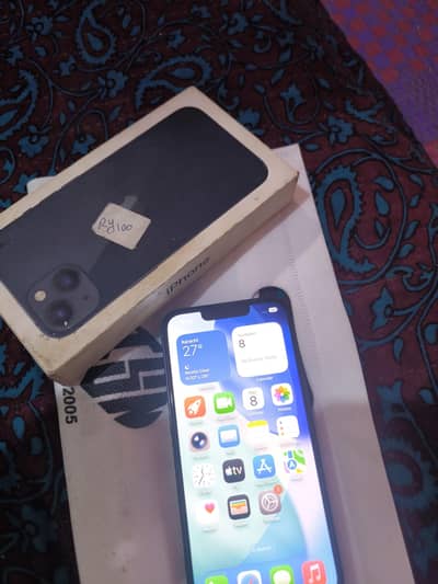 Apple iPhone 13