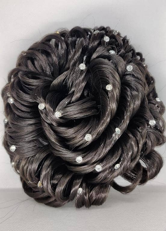 New Catcher Nag Stone Big Jura Bun Wig Puff Clip in Natural Color