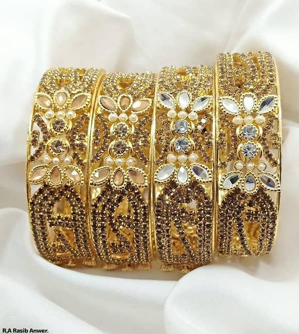 New Elegant Design 2-Piece Bangles for Women