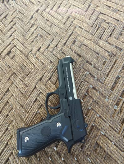 metal gun
