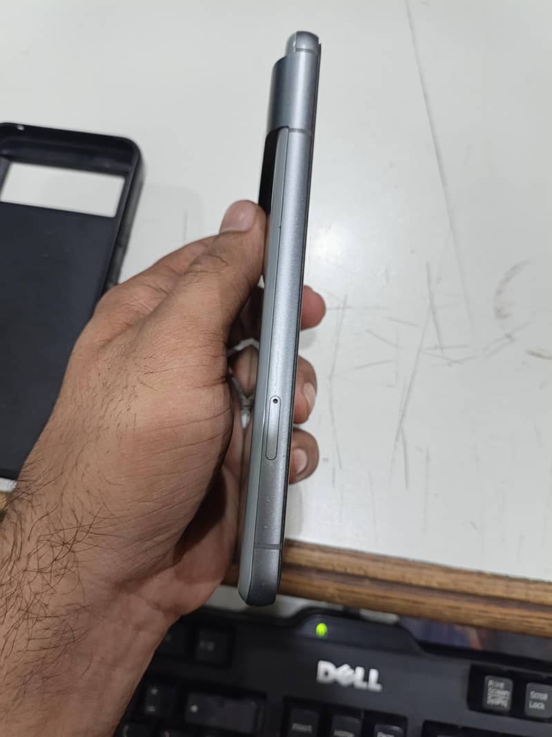 Google Pixel 8a 1