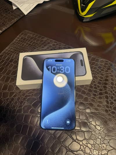 Apple iPhone 15 Pro Max // Mint Condition