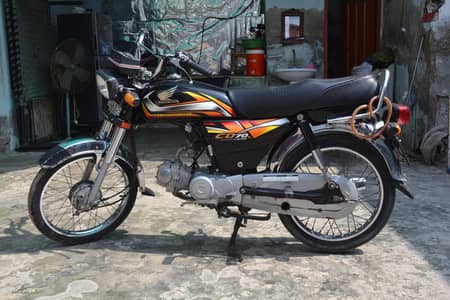 Well-Maintained Honda CD 70 (2022) for Sale