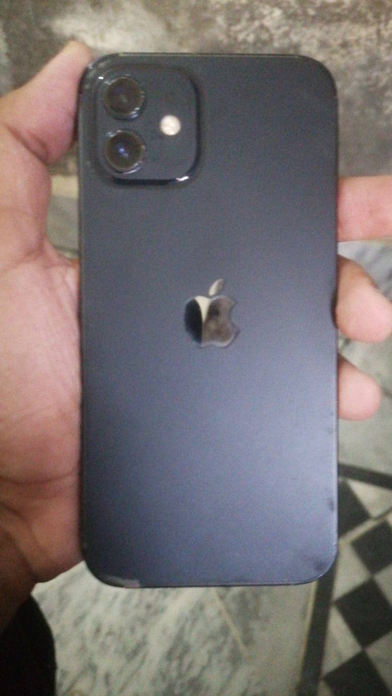 Apple iPhone 12 2