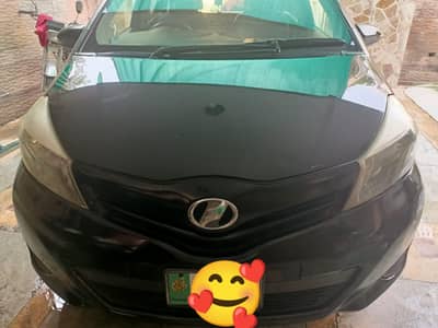 Toyota Vitz 2011