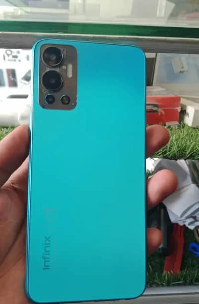 Infinix Hot 12