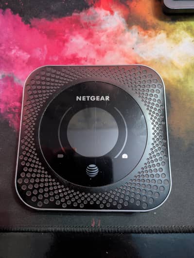 NETGEAR Nighthawk M1 MR1100 4G LTE 5GHz WiFi Router - AT&T Locked