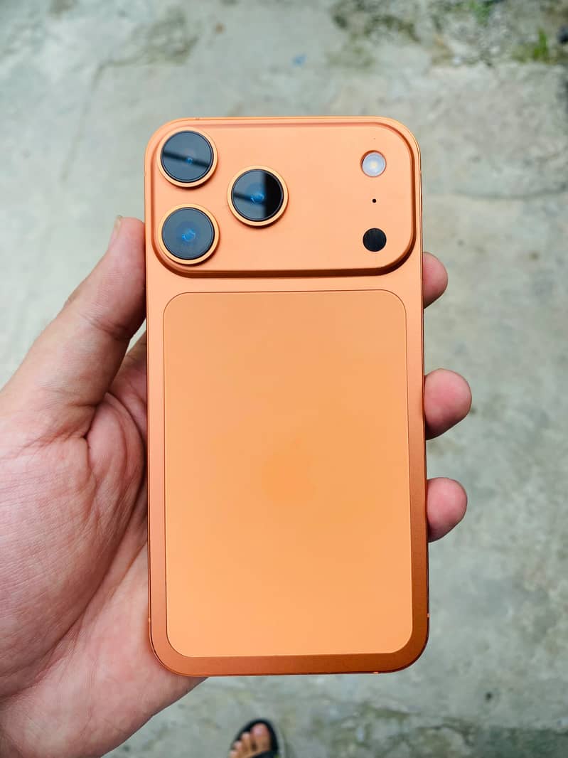 Apple iPhone 11 3