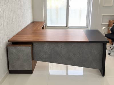 Executive Office Table / Manager Desk for Sale in E-11/4 Islamabad