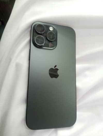 Apple iPhone 16 Pro Max