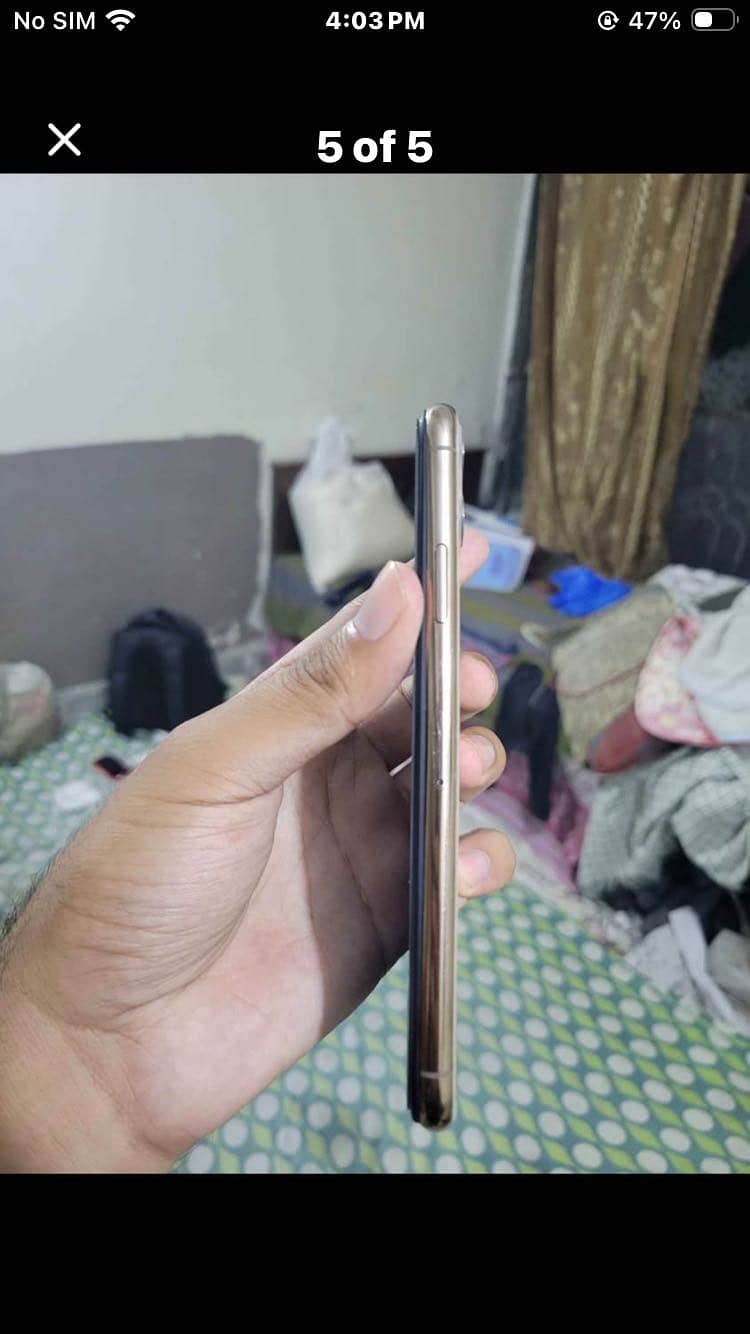 Apple iPhone 11 Pro Max 9
