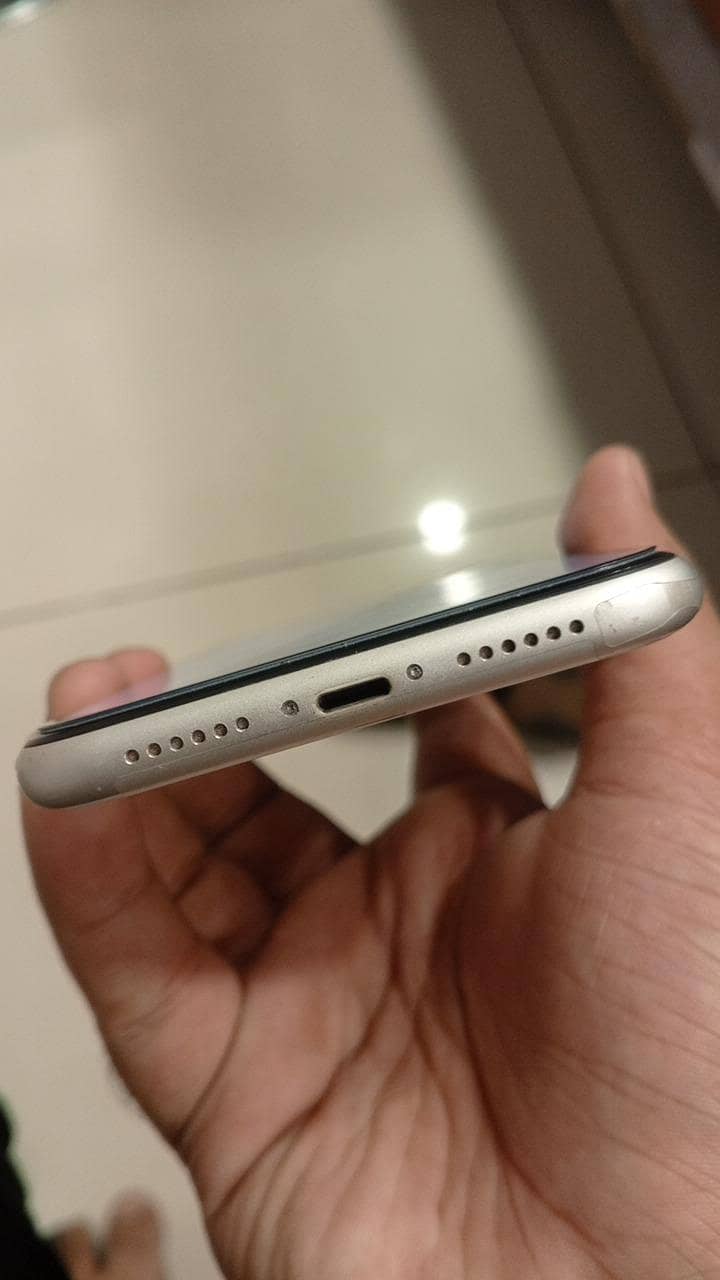 Apple iPhone 11 2