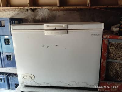 49000 Urgent Sale Freezer Wave Best freezer deep