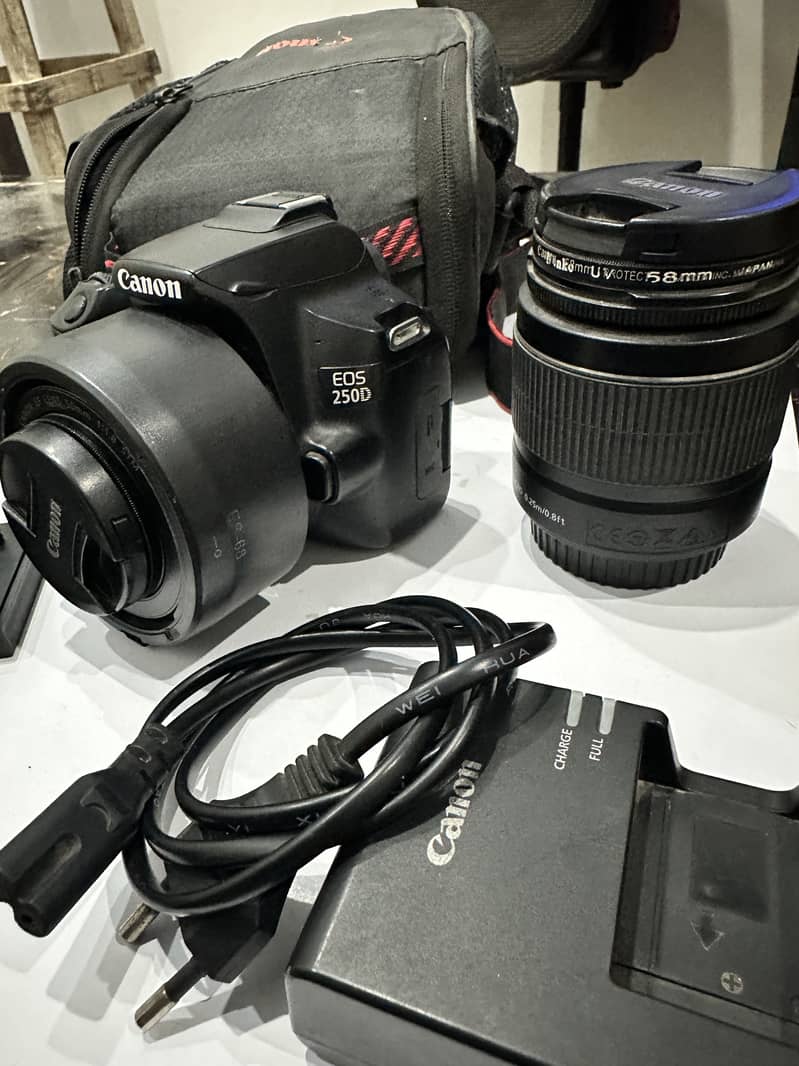 Canon EOS 250D DSLR Camera with 18-55mm & 50mm Lens 0
