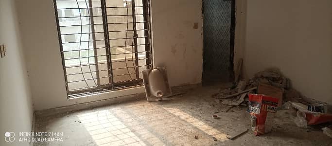 BRAND NEW UPPER 2nd FLOOR PORTION WITH THREE BEDROOMS IS AVAILABLE FOR RENT