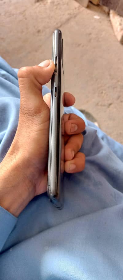Infinix Hot 10