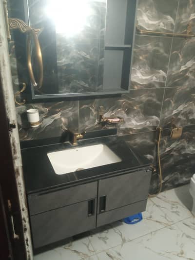 full furnish . double store. 150000 rent.