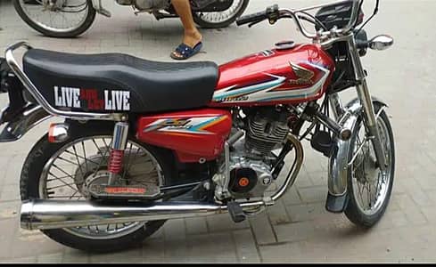 Honda 125 16 model 18 register ha original used ha bio nahi ha Baki ok