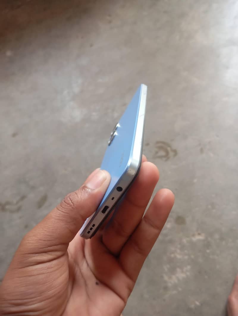 OPPO A17 4