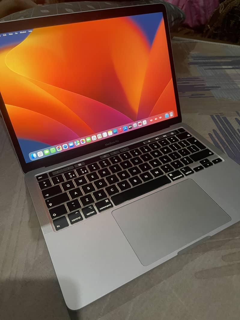 Apple macbook 4
