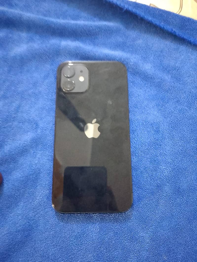 Apple iPhone 12 3