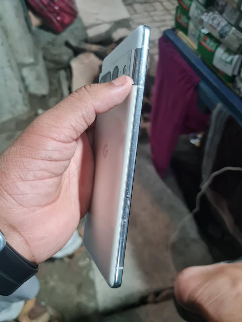 Google Pixel 7 Pro 2