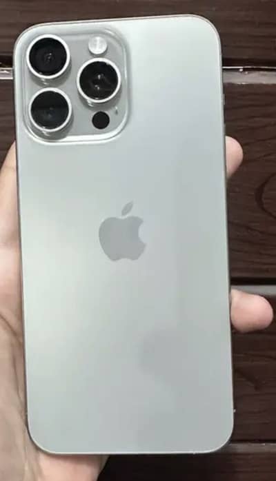 Apple iPhone 15 Pro Max