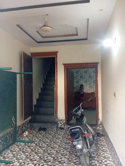 Prominently-Located Prime Location 3 Marla Lower Portion Available In Al-Hamd Park