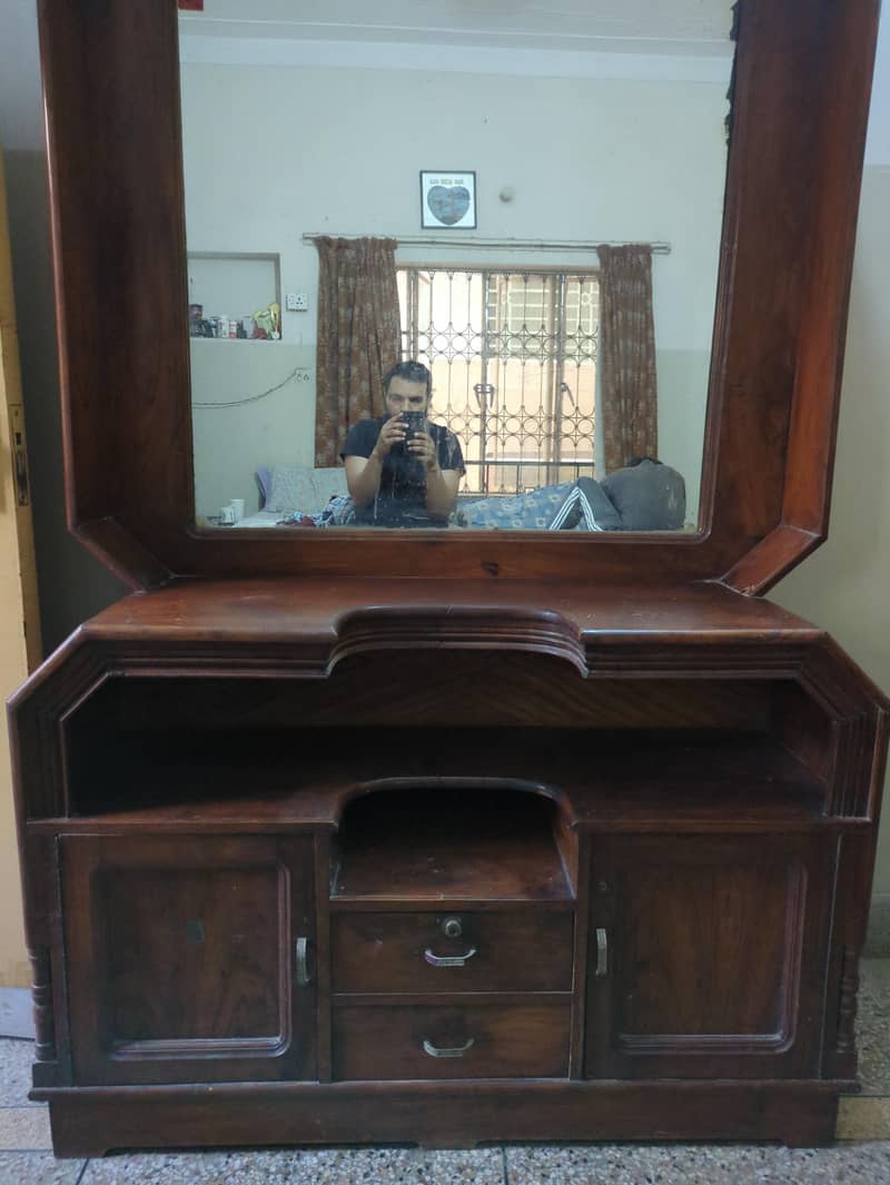 Dressing Table 2
