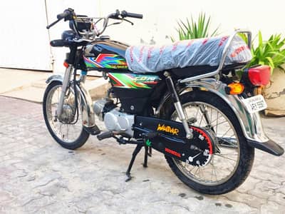 Honda cd 70 available in new condition 21 model