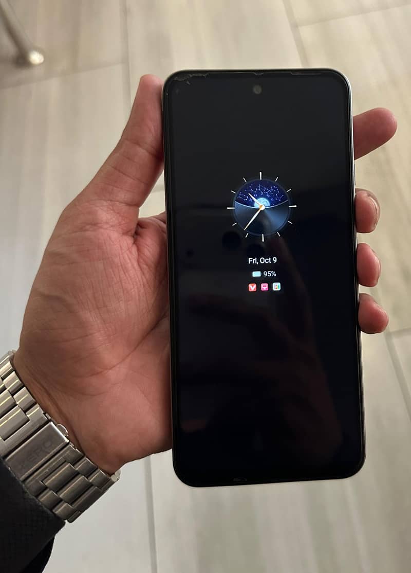 Tecno Spark Go2 1